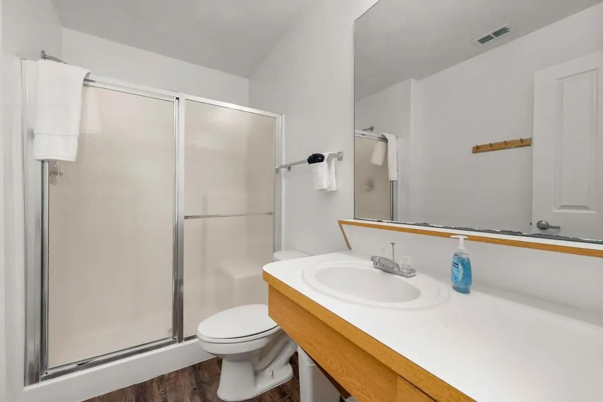 Budget Friendly Sleeps 8 Discounts Available Tampa