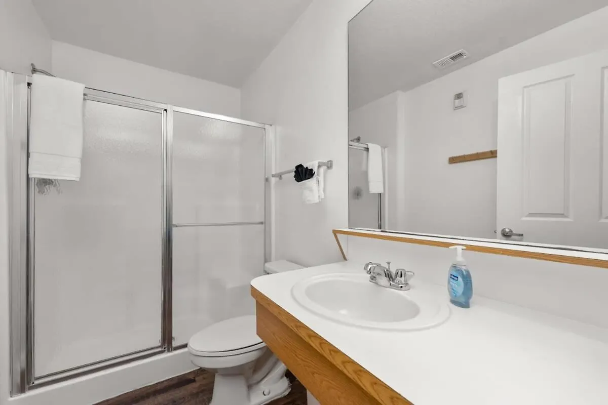 Budget Friendly Sleeps 8 Discounts Available Tampa Apartment