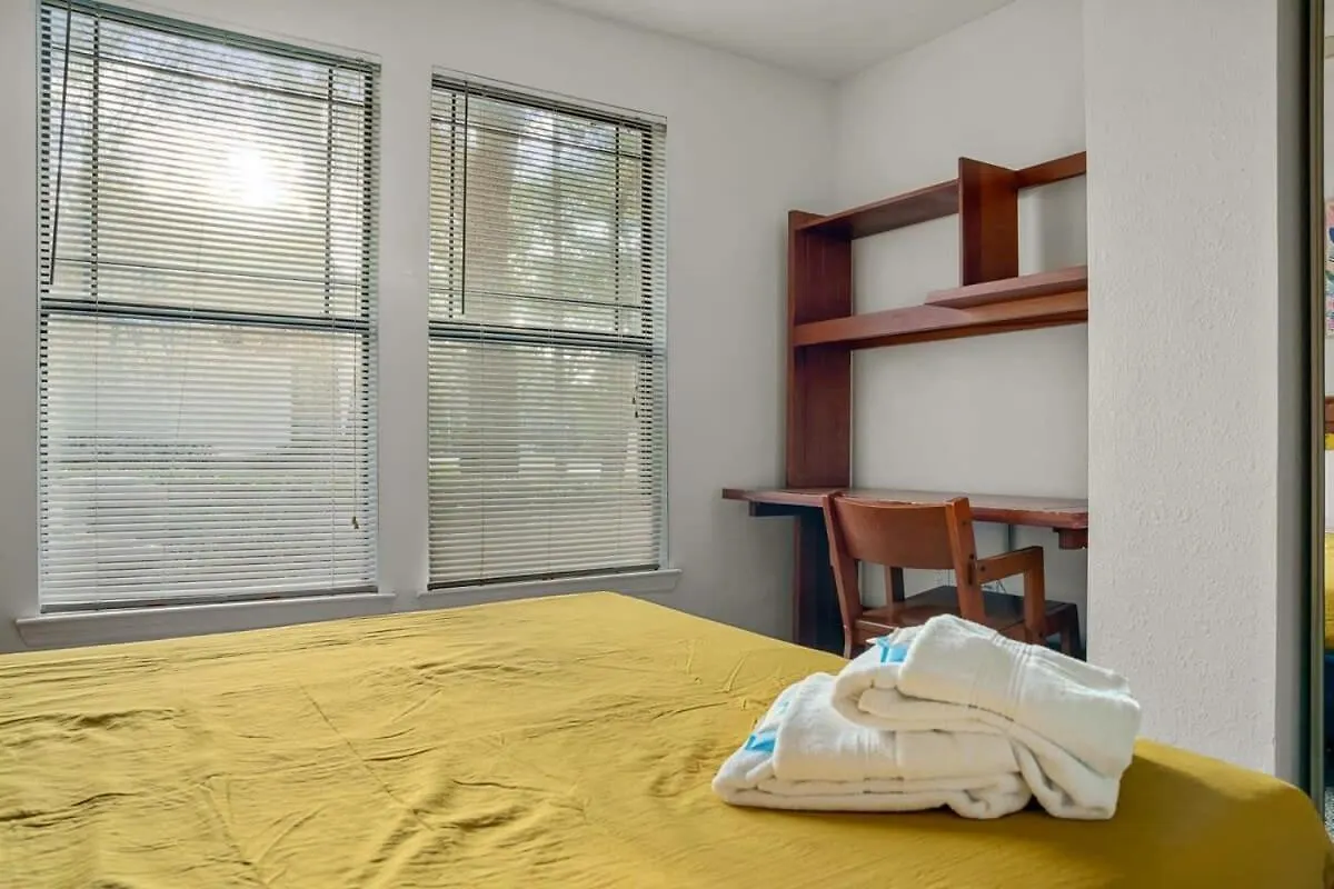 Budget Friendly Sleeps 8 Discounts Available Tampa Apartment