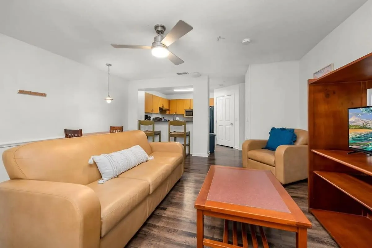 Budget Friendly Sleeps 8 Discounts Available Tampa